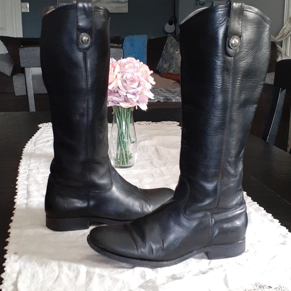 FRYE BOOTS